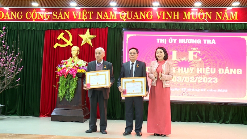 trao huy bhieu dang 4
