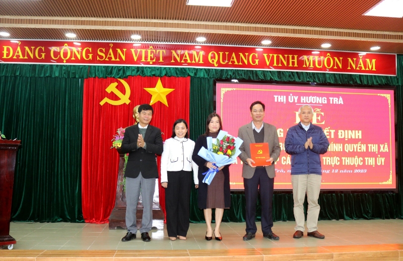 thanh lap cac chi bo moi 7