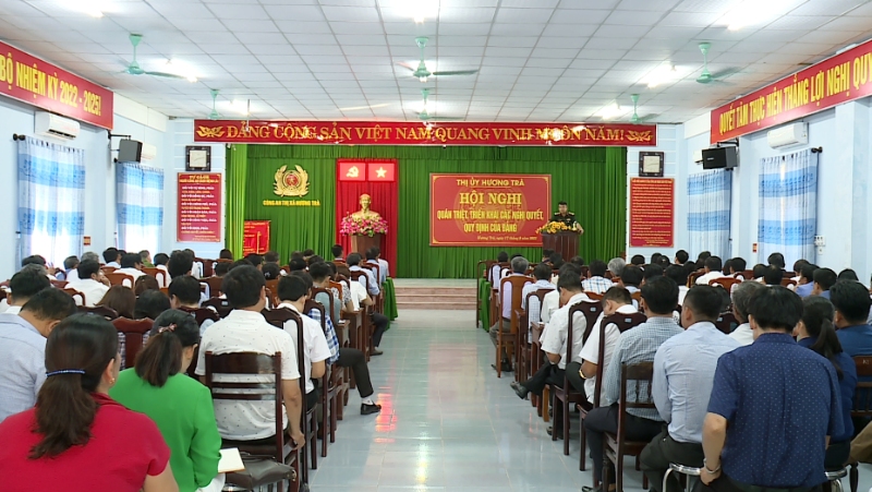 Quang cảnh hội nghị.