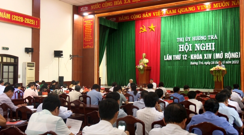 Đảng bộ Hương Trà “Tự soi, tự sửa” để tăng sức mạnh của Đảng