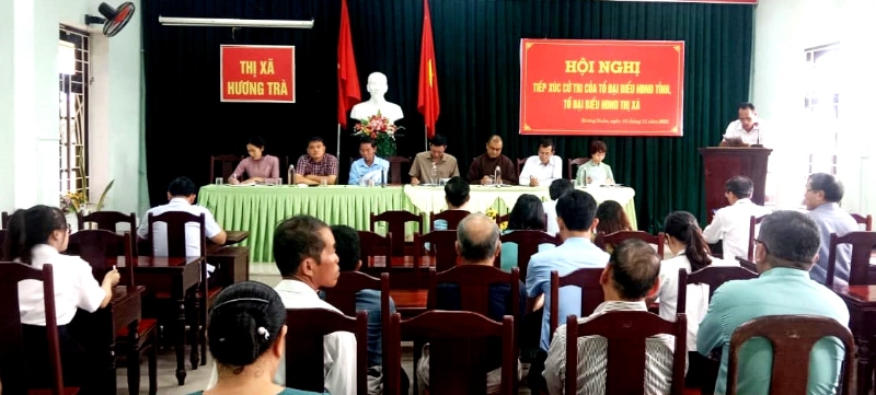 Tổ đại biểu HĐND tỉnh tiếp xúc cử tri ở thị xã Hương Trà