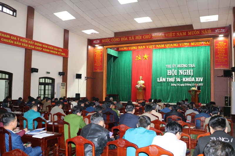 Hội nghị Thị ủy Hương Trà lần thứ 14 (khóa XIV) mở rộng