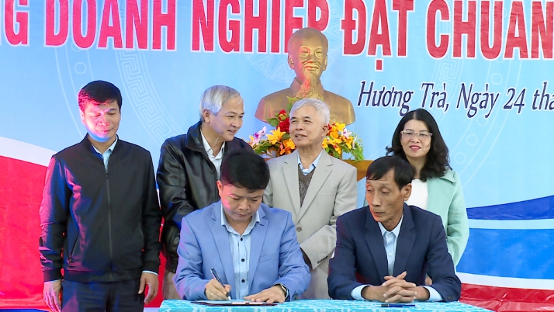 Hương Trà: 2 Doanh nghiệp đầu tiên đăng ký xây dựng đạt chuẩn văn hoá