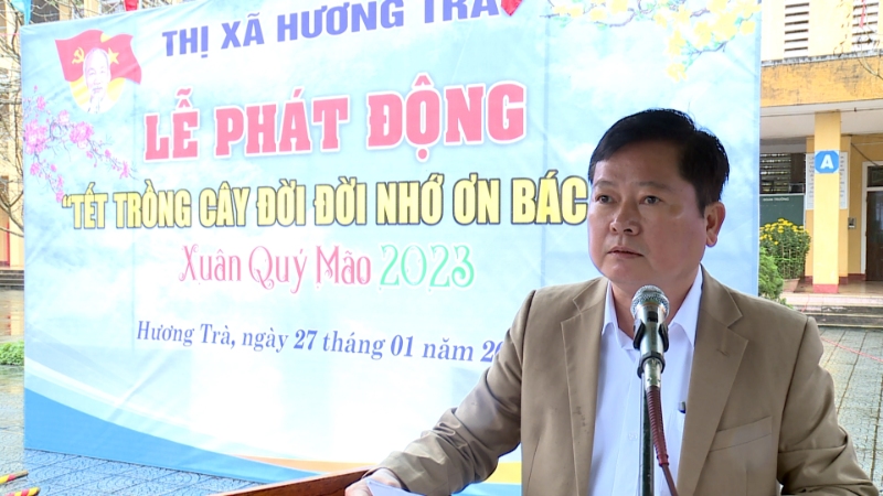 lanh dao thi xa keu goi
