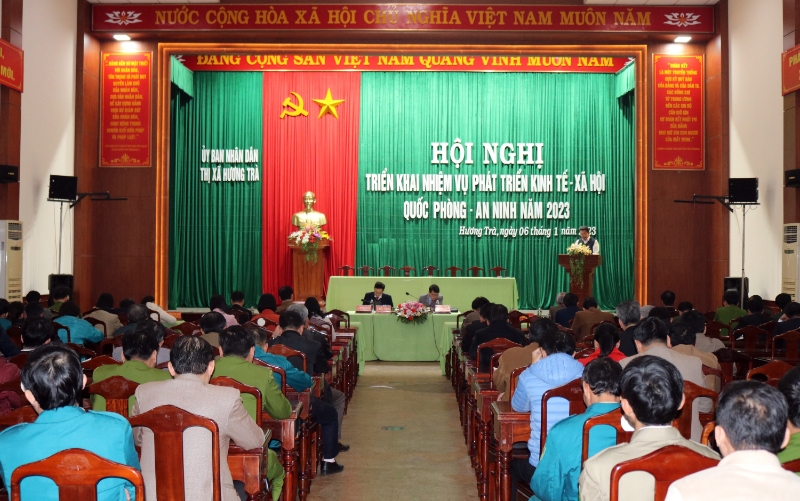 Hương Trà: Hội nghị triển khai kế hoạch phát triển KT-XH, QP-AN và phát động phong trào thi đua năm 2023