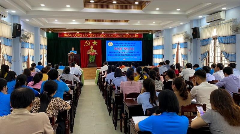 Hương Trà: Hội nghị tổng kết đại hội công đoàn cấp cơ sở, nhiệm kỳ 2023-2028 và triển khai một số nội dung Đại hội điểm cấp thị xã
