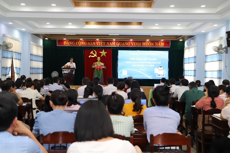 Quang cảnh hội nghị tập huấn
