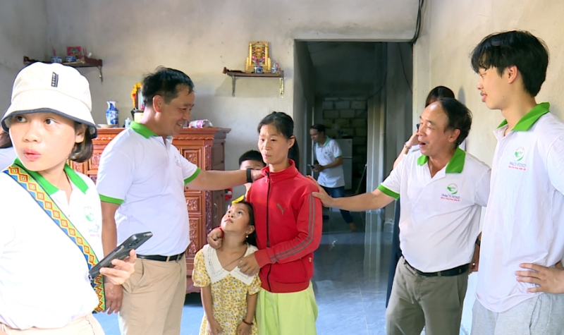 Lễ khánh thành, bàn giao “Nhà tình thương” cho hội viên phụ nữ có hoàn cảnh khó khăn ở thị xã Hương Trà