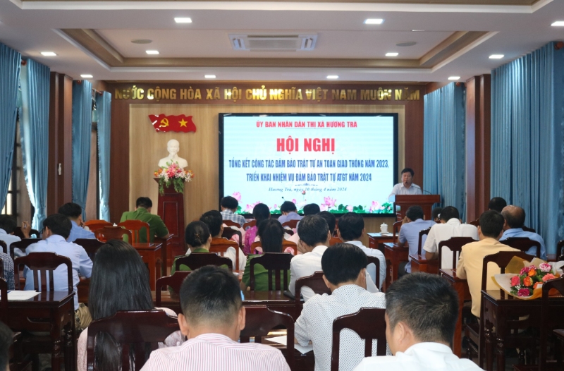 Quang cảnh hội nghị