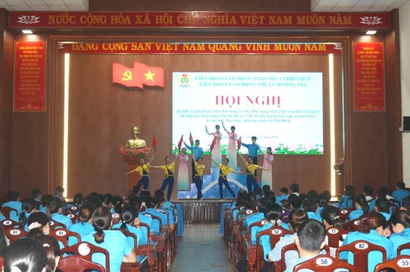 Chương trình văn nghệ chào mừng