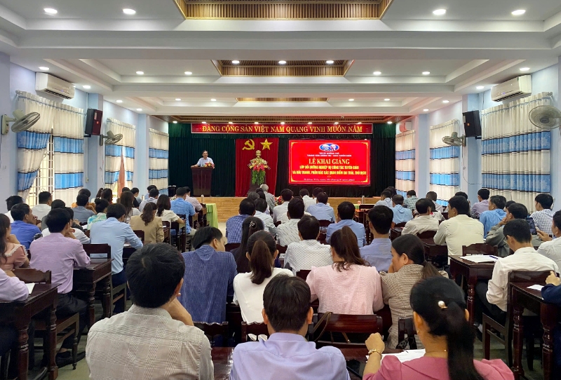 Quang cảnh Lớp bồi dưỡng