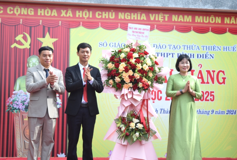 Hương Trà: Khai giảng năm học mới 2024 - 2025