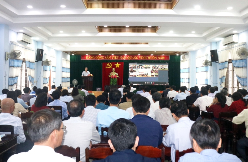 Quang cảnh hội nghị