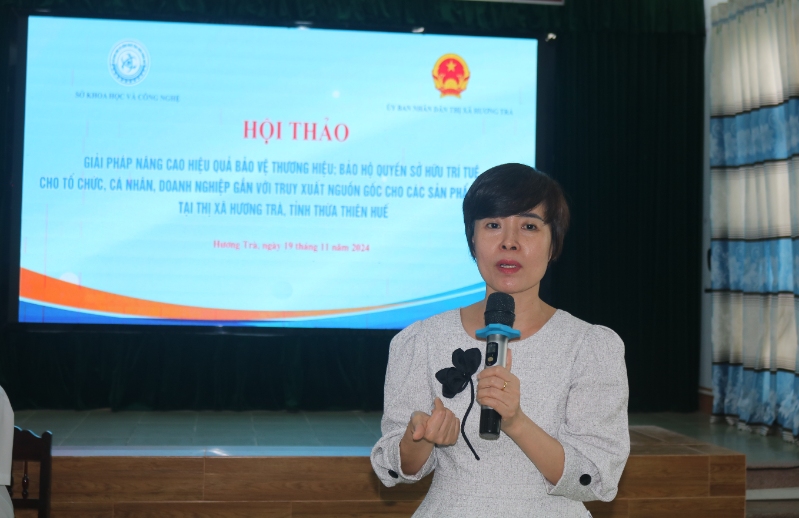 ba nguyen thi thuy phu trach van phong cuc so huu tri tue tai da nang pho bien chinh sach ve bao ve thuong hieu cho doanh nghiep