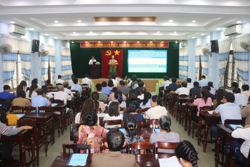 Hội thảo “Giải pháp nâng cao hiệu quả bảo vệ thương hiệu, bảo hộ quyền sở hữu trí tuệ cho tổ chức, cá nhân, doanh nghiệp gắn chiến lược phát triển các sản phẩm đặc sản Huế tại thị xã Hương Trà”