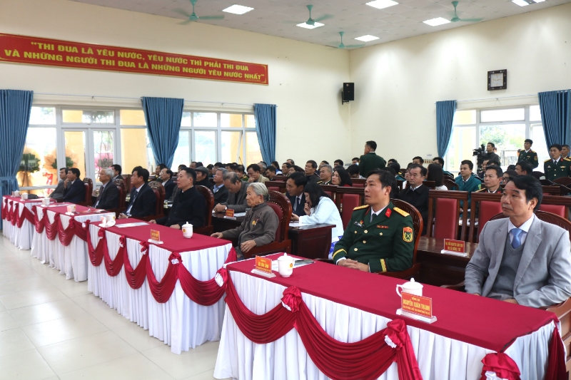 cac dai bieu tham du tai buoi gap mat