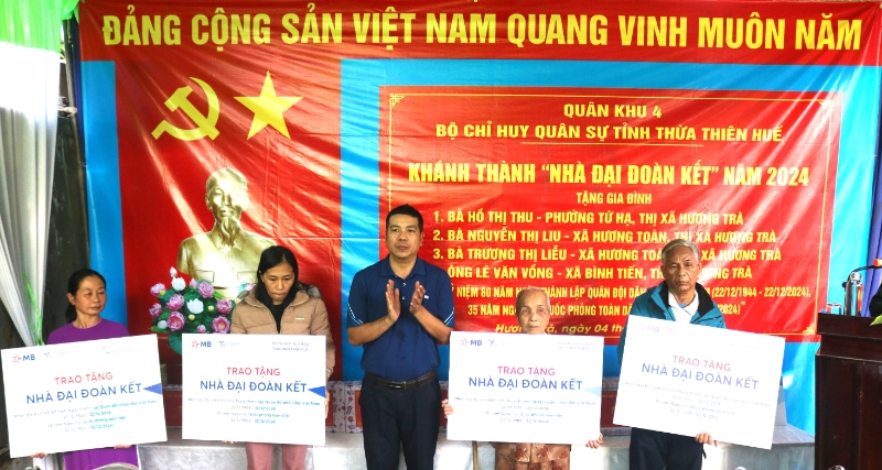Hương Trà: Khánh thành và bàn giao “Nhà Đại đoàn kết” năm 2024