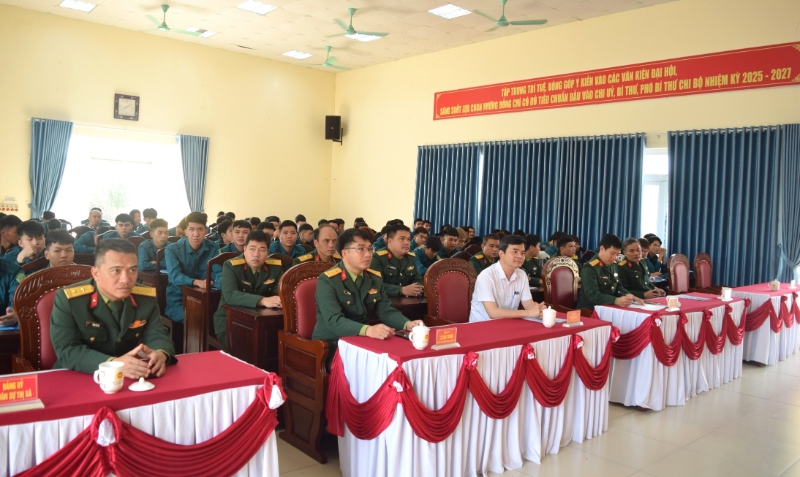 cac dai bieu tham du khai mac huan luyen dan quan nam thu nhat 2025