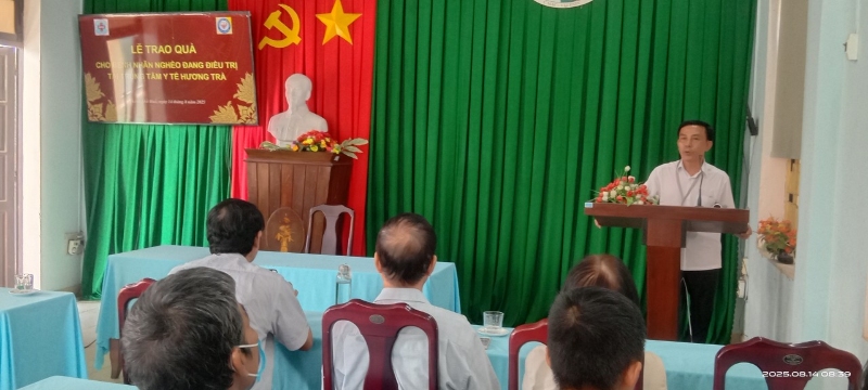 anh 1 giam doc ttyt huong tra le quang hiep