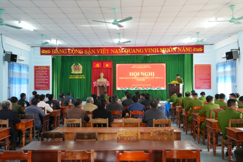 Công an phường Hương Trà triển khai Chương trình công tác năm 2026