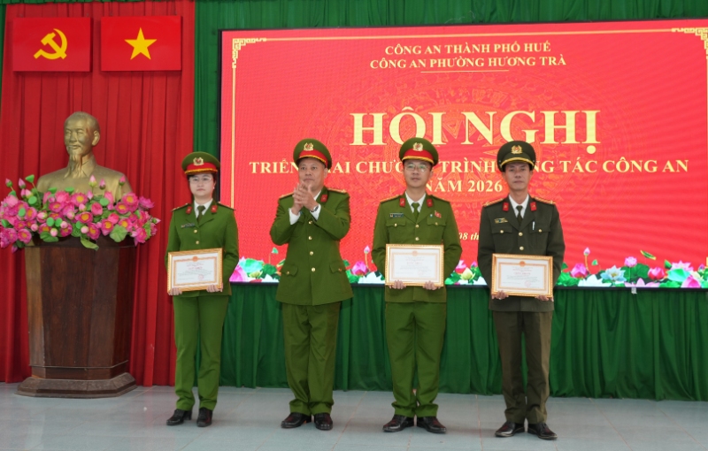 anh 8 1
